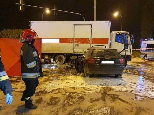 Авария дня. Трагическое с ДТП с двумя погибшими в Польше
