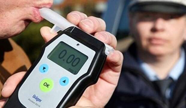 Что надо знать о проверке водителя на алкотестере