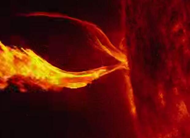 На Солнце зафиксирована мощная вспышка