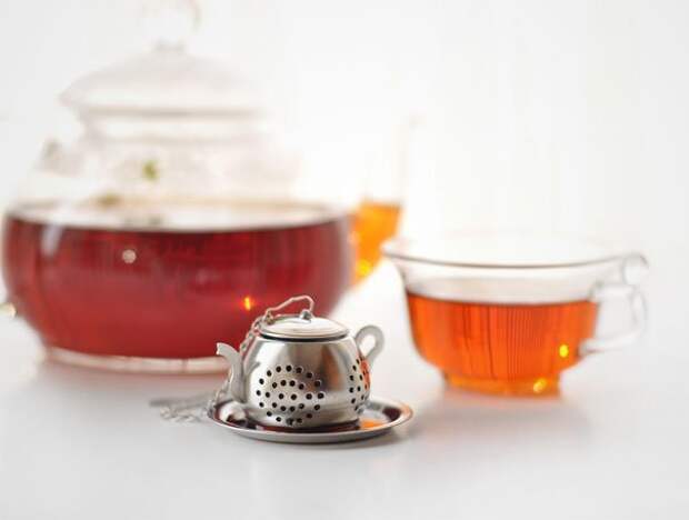 Сеточка для заваривания чая в форме маленького чайничка для заварки