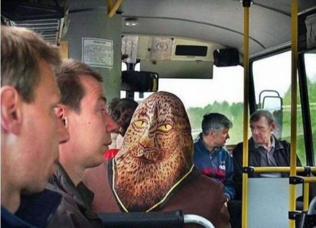Платок с тигром