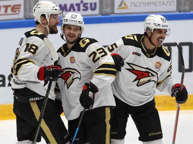 «Авангард» одержал третью победу над «Ак Барсом» подряд в серии