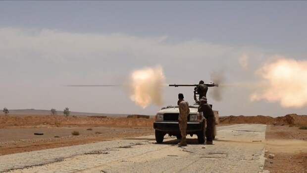 Сирия новости 16 декабря 07.00: курдских боевиков атакуют на севере Сирии и в Заевфратье, подкрепления САА в Айн-Иссе
