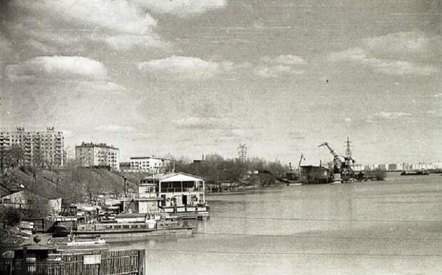 Детское пароходство. 1970-е годы. pastvu.com/ ashley4