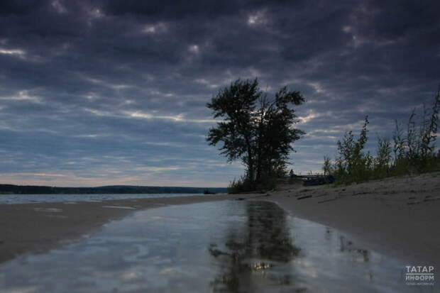 Татарстанда тизлеге секундына 20 метрга кадәр җиткән җил иртәгә дә саклана
