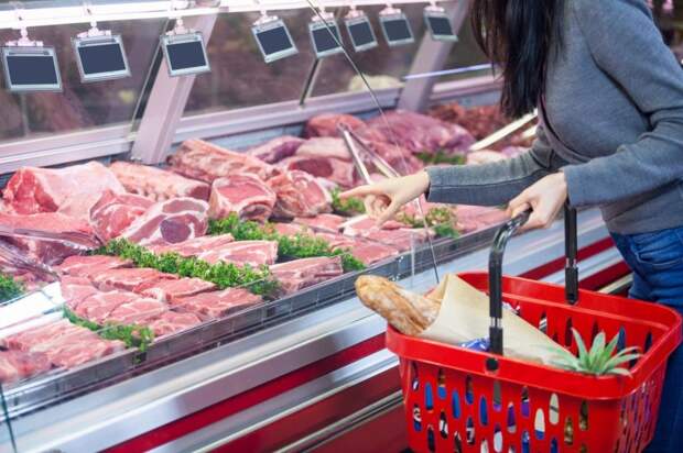 Хлеб, мясо и другие продукты, которые не стоит покупать в супермаркетах России