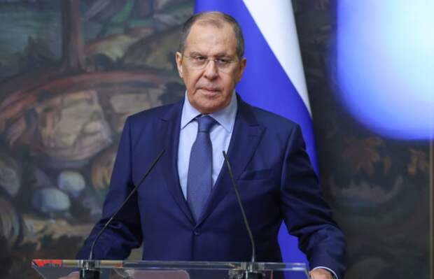 «Кстати»: Лавров напомнил Зеленскому об уголовной ответственности