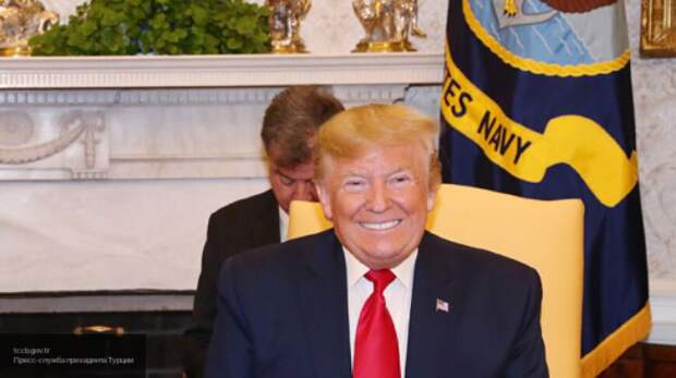Трамп попросил Саудовскую Аравию не снижать цены на нефть до опасного уровня для США