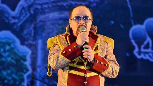 «Мы ездим в основном по России»: солист «Песняров» Леонид Борткевич — о двойниках, о своей жизни и о Лукашенко