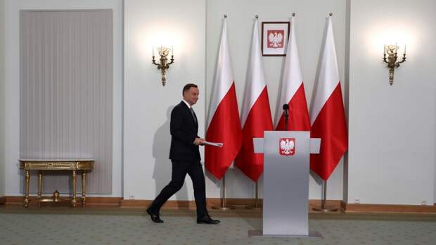 Gazeta Wyborcza: никто сейчас не даст Варшаве больше, чем Москва