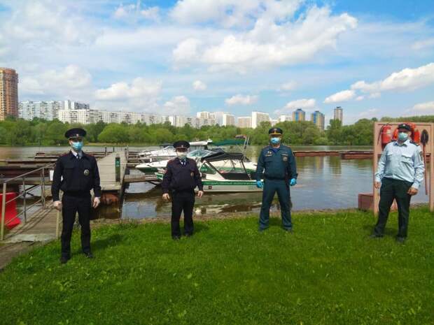 Управление МЧС по СЗАО провело патрулирование водоемов и лесопарковых зон округа в эти выходные
