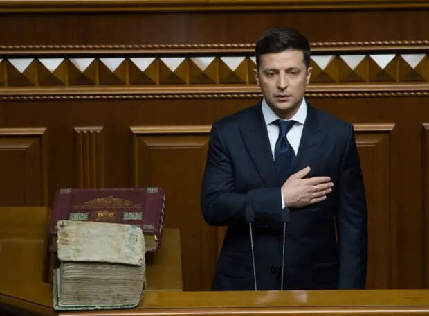 Шесть лет назад в своей инаугурационной речи Зеленский пообещал «сделать всё», чтобы завершить войну