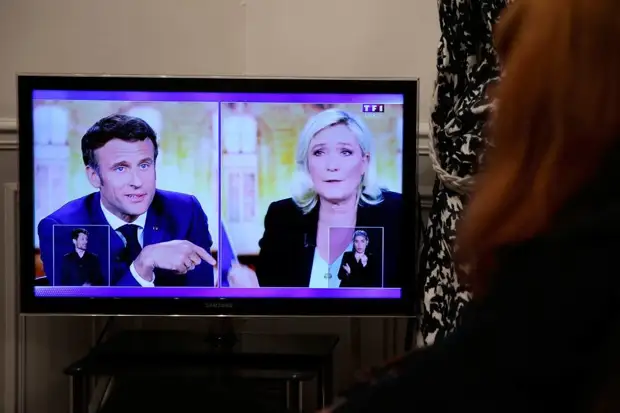 Марин Ле Пен и Эмманюэль Макрон встретились на дебатах