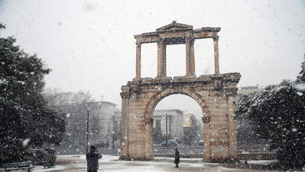 Турцию и Грецию накрыли сильнейшие снегопады