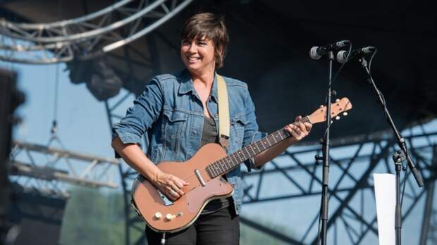 Cat Power will play a benefit concert for the protestors in Ferguson, Missouri 