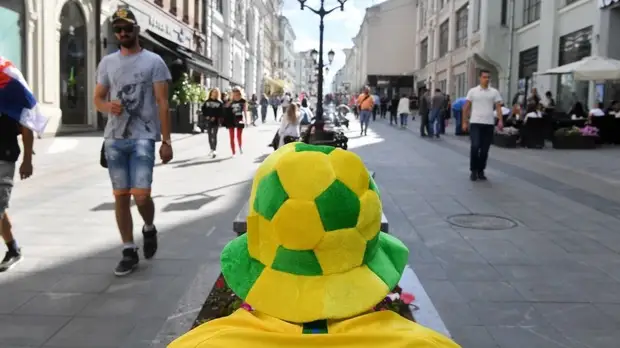 Более двух тысяч иностранцев до сих пор не покинули Россию после ЧМ-2018