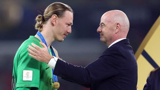 Сафонов может пропустить 5-6 недель