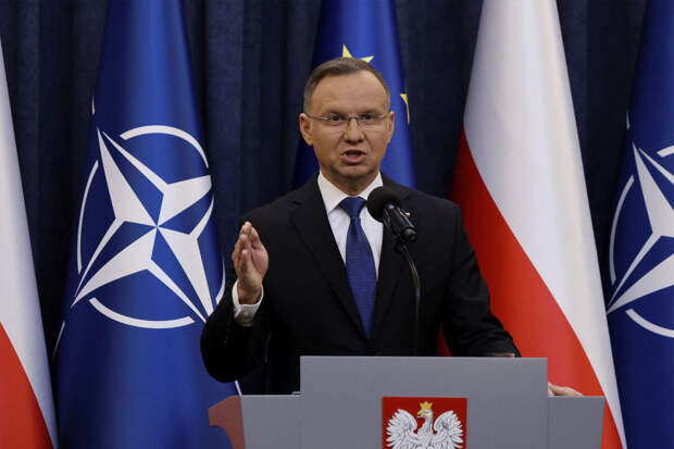 Президент Польши Дуда призвал дать отпор "российскому империализму" на Украине