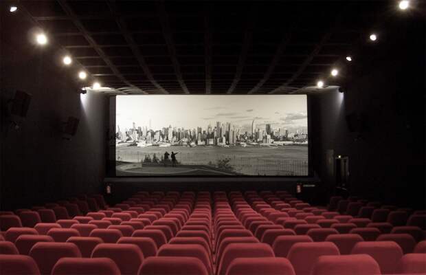 Сходить в кино и выжить: История первых кинотеатров
