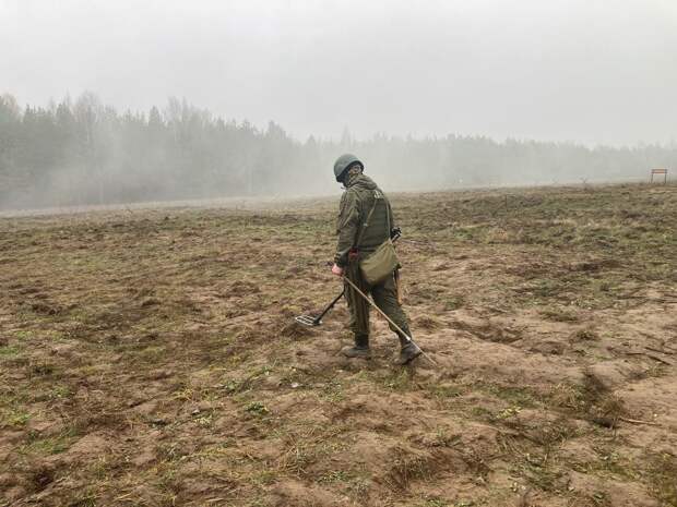 Под Курском ВСУ маскировали боеприпасы под рюкзаки и пачки сигарет