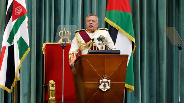 Король Иордании отменил визит в Бахрейн из-за ДТП с участием школьного автобуса