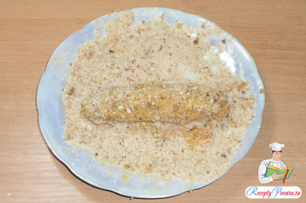 Панируем в сухарях