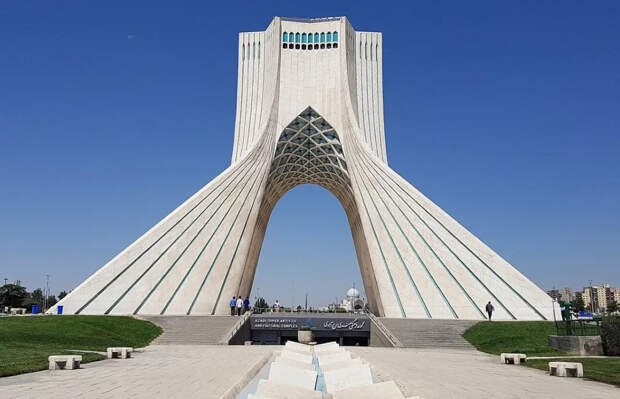 Тегеран не впечатлили угрозы Трампа и требования разблокировать Ормузский пролив