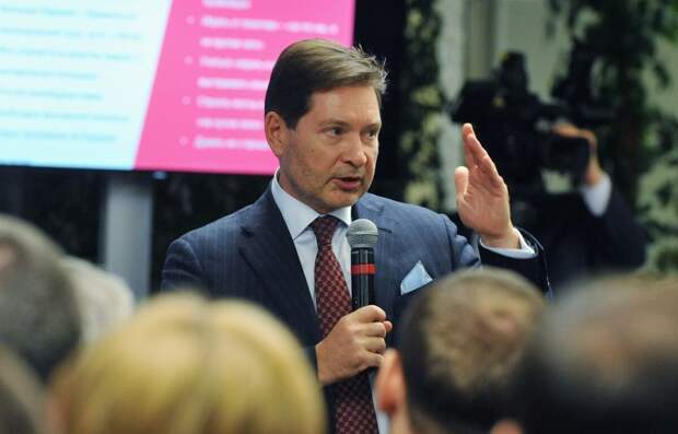 Полковник разведки Безруков: "У нас гнилая система!"Четверочники" нанимают на работу "троечников". Кто им не опасен"