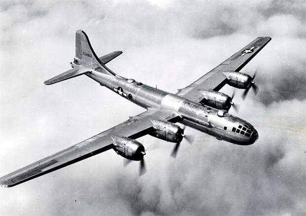 Большая дубинка. 21 сентября 1942 года - первый полет B-29