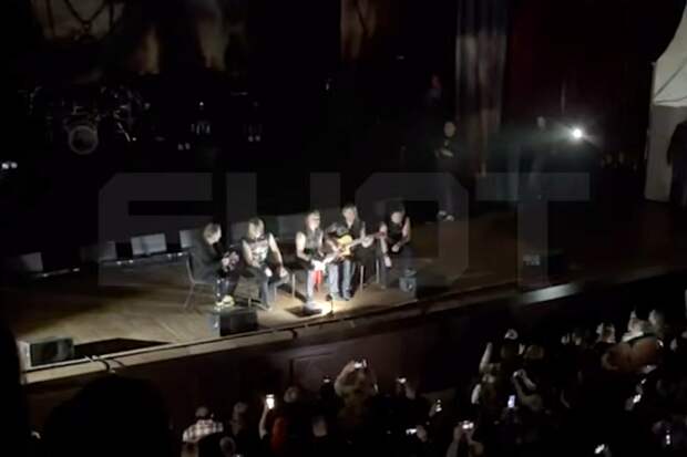 Кипелов продолжил концерт в Белгороде, несмотря на блэкаут после атаки