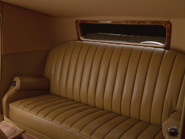 Rolls-Royce Phantom II Continental (8)