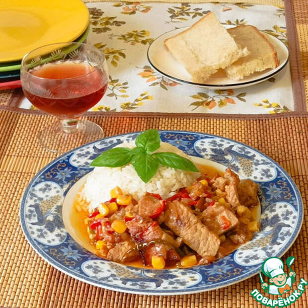 Мясное рагу с кукурузой