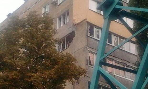 В Донецке после артобстрелов погибли 9 мирных жителей - горсовет В Донецке после артобстрелов погибли 9 мирных жителей - горсовет