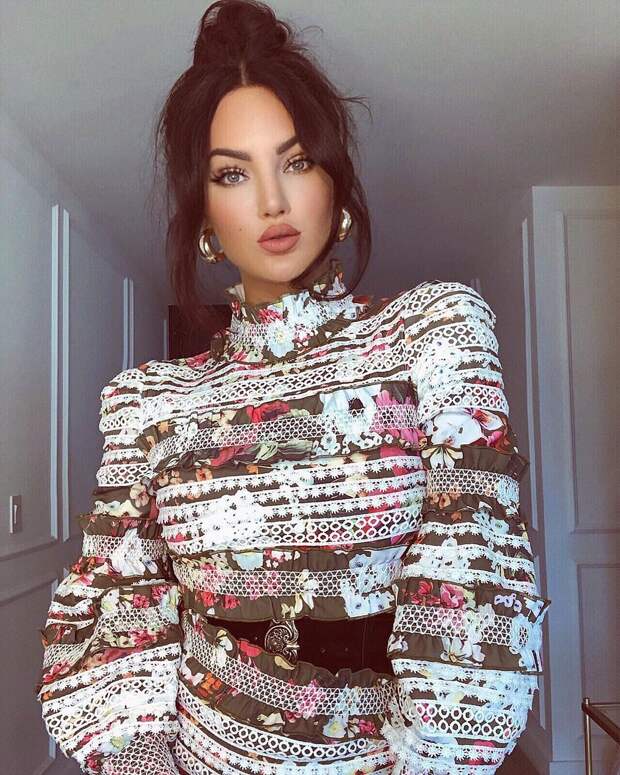 Укладка средних волос на Новый год фото 11