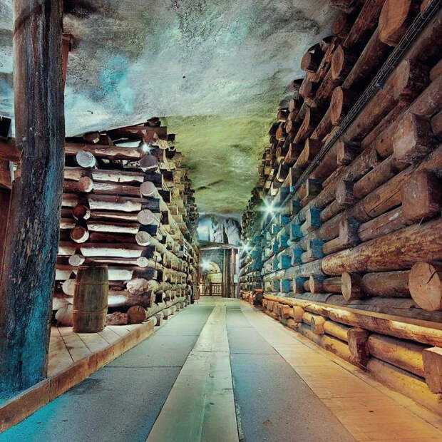 Лабиринт коридоров длиной более 150 метров.