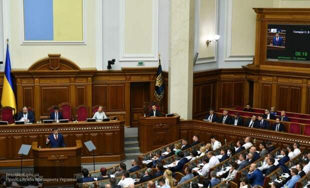Гончарук и Порошенко начали выполнять заказ Сороса по полному уничтожению Украины