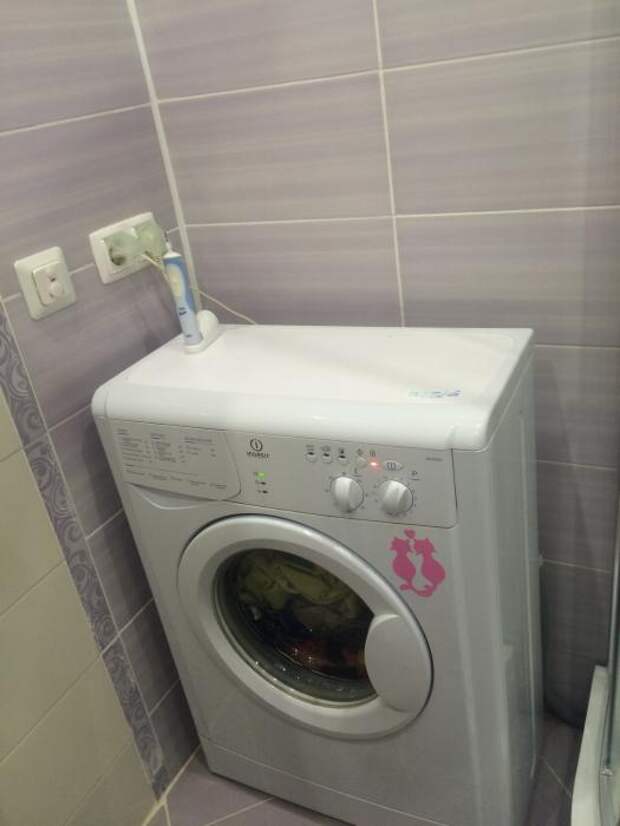 Стиральная машинка в ванной, совмещенный санузел стиральная машинка, розетки в ванной