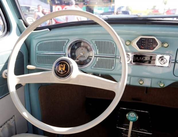 Cобрание владельцев VW Beetle в Бразилии beetle, volkswagen, бразилия, жук