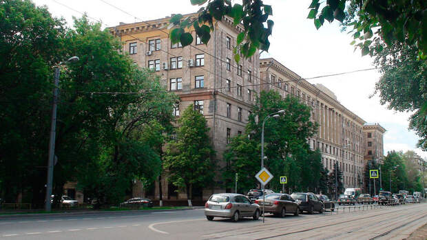 Сколько мест в Москве названо в честь героев Великой Отечественной?