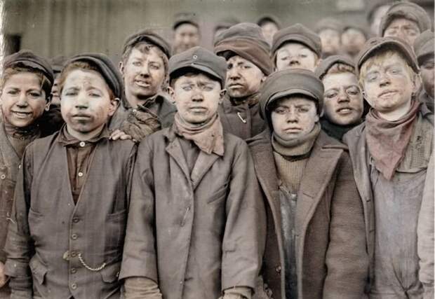 Дети, работающие сортировщиками на конвейере в угольной шахте, 1911 год история, факты, фото