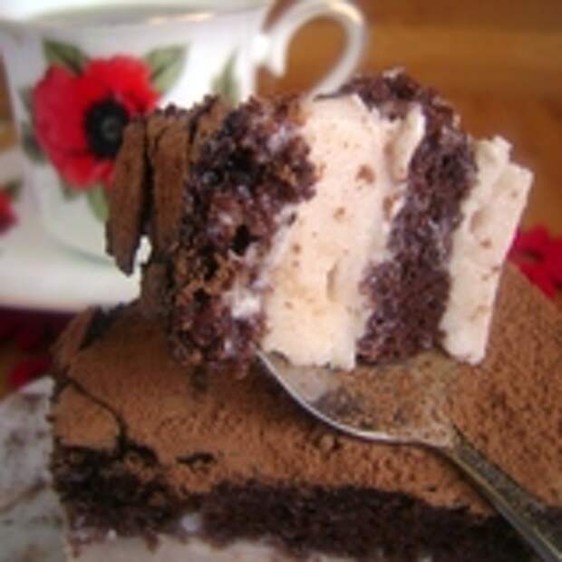 Торт «Клубника в трюфельном шоколаде».