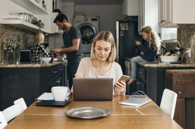 «Люди перестали жить по офисному ритму» Почему график «с девяти до шести» уходит в прошлое?