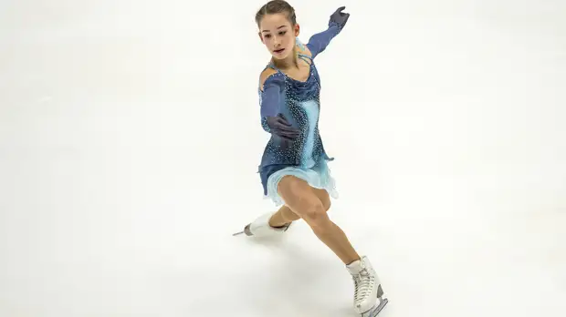 Акатьева выиграла короткую программу на первенстве России среди юниоров