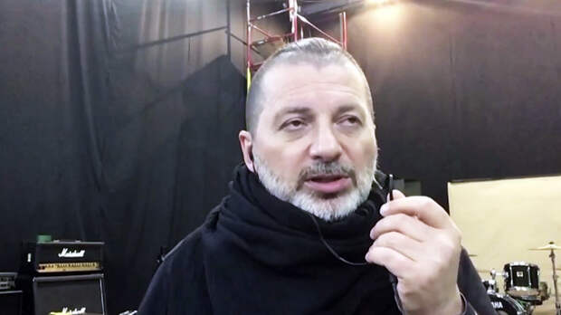 СКАНДАЛ НА ФЕСТИВАЛЕ В ЕКАТЕРИНБУРГЕ. ВАДИМ САМОЙЛОВ ("АГАТА КРИСТИ") ПРОТИВ ЕЛЬЦИН-ЦЕНТРА