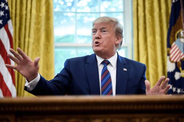 Дональд Трамп пообещал ввести 100%-ные пошлины против России и её торговых партнёров, если через 50 дней не будет заключено мирное соглашение с Украиной