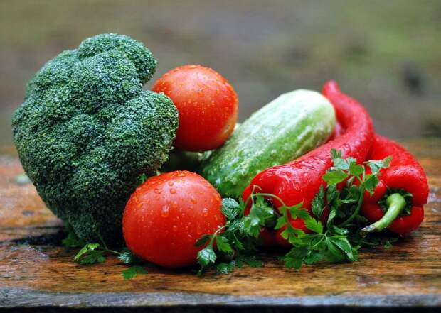 vegetables-1584999_1920 alt