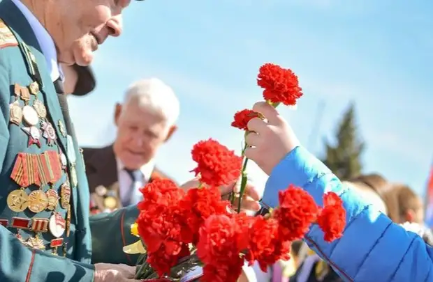 В Кремле не знают, примут ли участие в параде 9 Мая военные ДНР и ЛНР