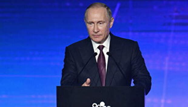 Владимир Путин на открытии Международной промышленной выставки Иннопром. 9 июля 2017