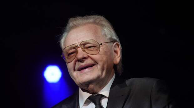 Критик Бабичев объяснил, почему считает Антонова самым богатым артистом в РФ