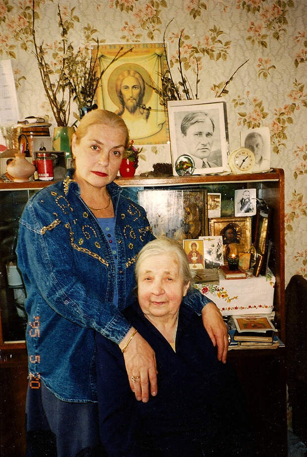 Лидия Федосеева-Шукшина с мамой